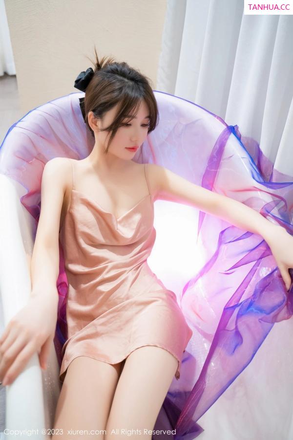 婠婠么  [XiuRen]高清写真图 2023.03.23 No.6458 婠婠么 浴缸美腿第6张图片